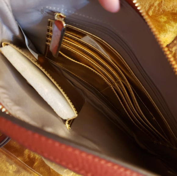 Nwt ann Klein xbody orange color - Picture 2 of 3